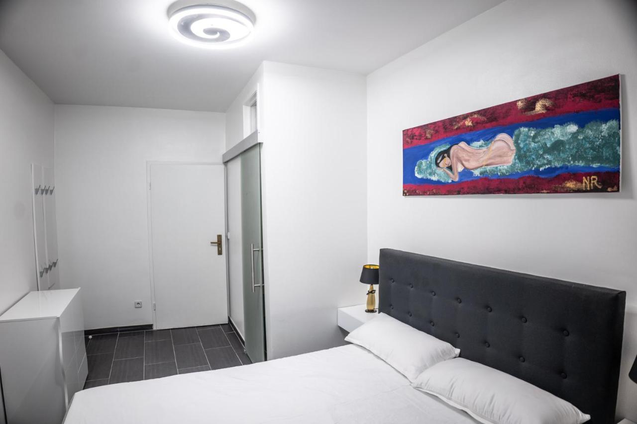 One Way Apartment Берлин Экстерьер фото