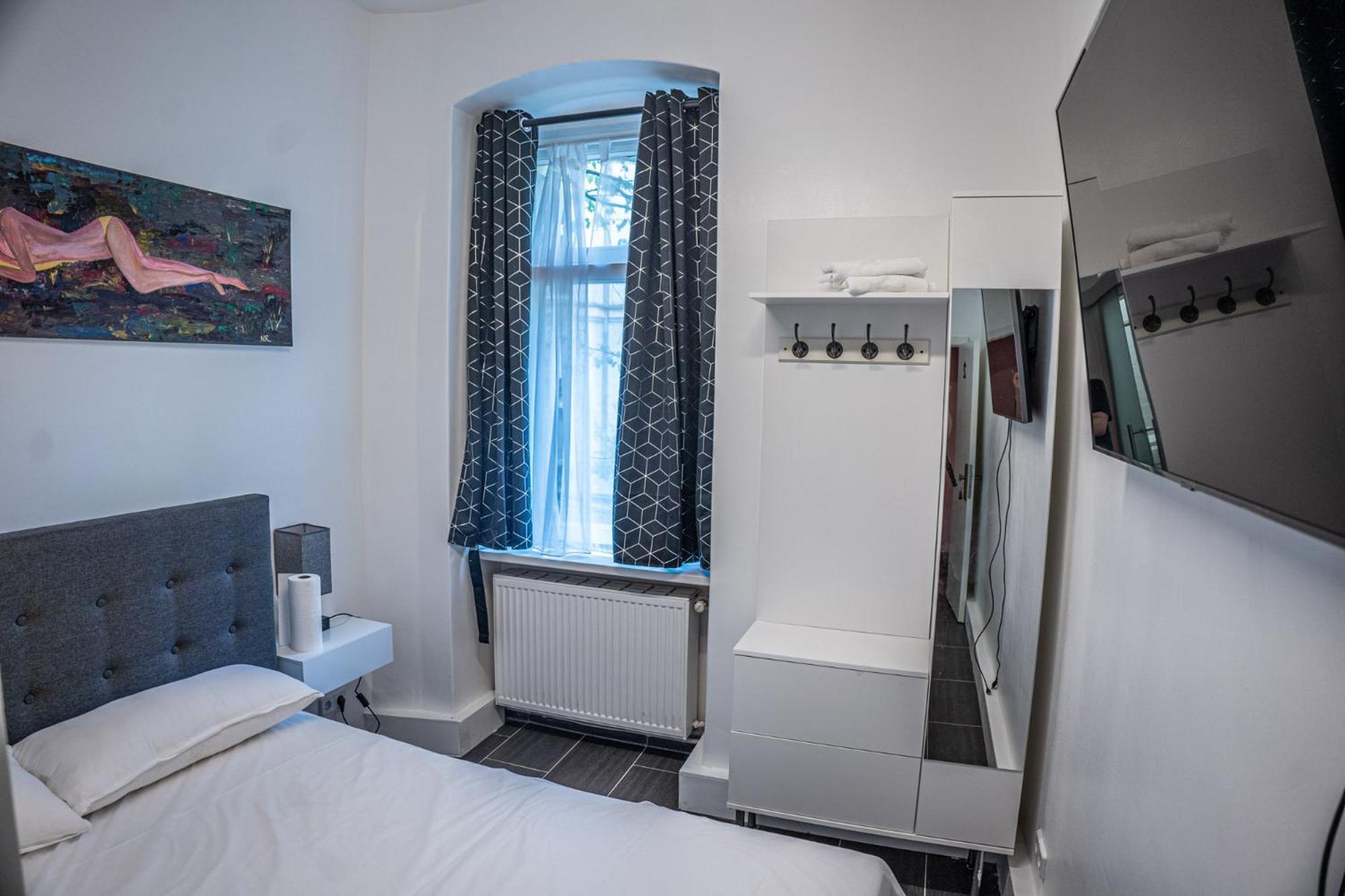 One Way Apartment Берлин Экстерьер фото
